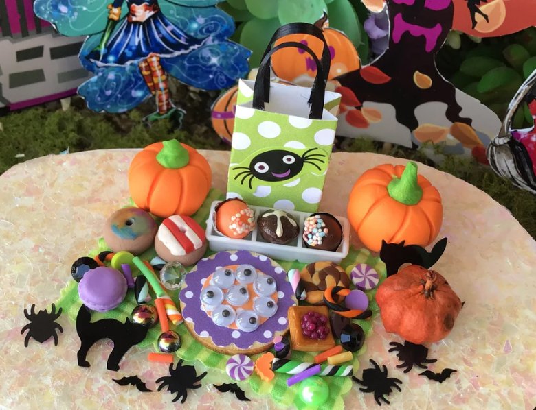a halloween party is waiting for you, fairy garden, dollhouse, miniature